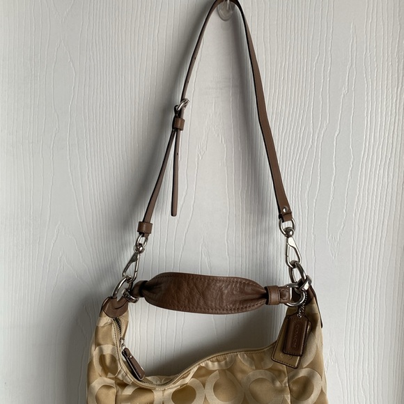 Never Worn Coach Purse with Adjustable Detachable Strap - Picture 7 of 13